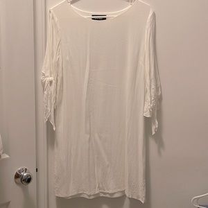 Lulu’s white bell sleeve shift dress